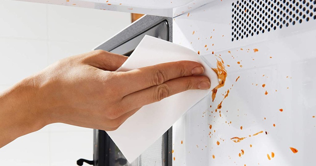 Hand wiping microwave