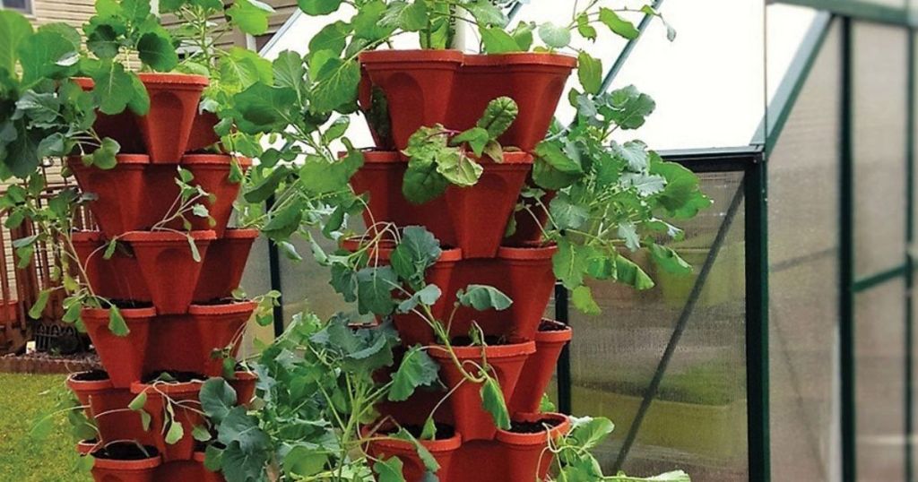 two Smart Spring Stackable Planters