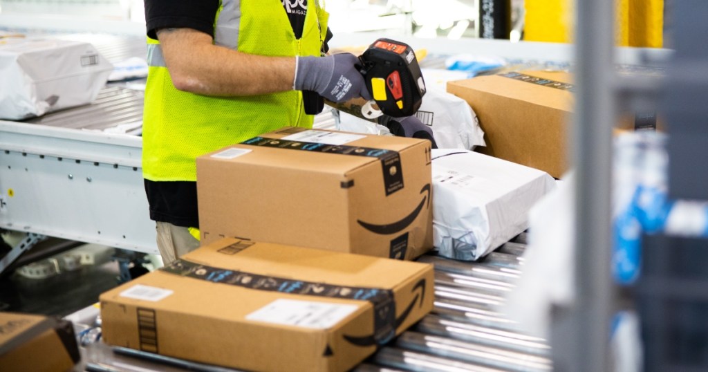 Amazon employee labeling package