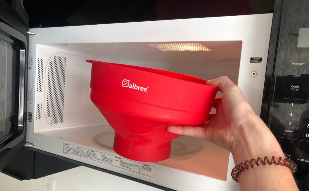 putting silicone popcorn maker in microwave