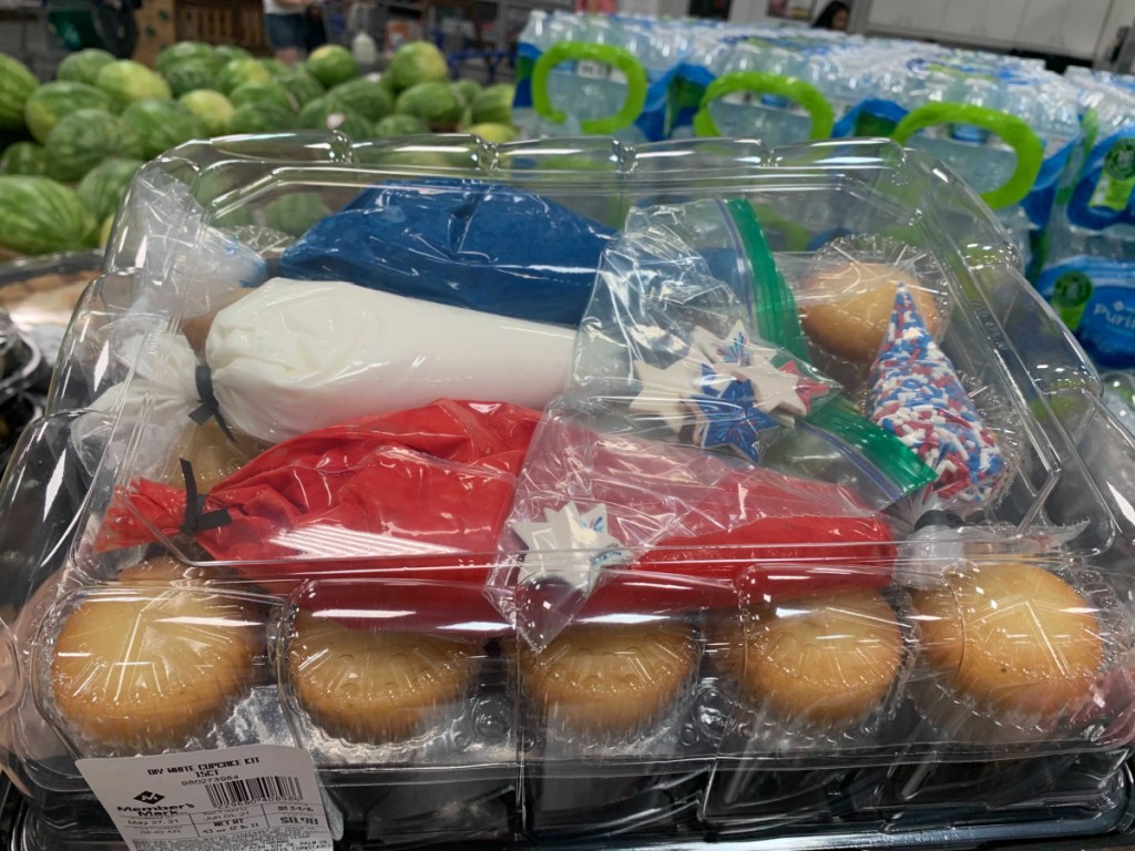 Patriotic DIY Cupcake Kits 15-Count Only $ at Sam's Club