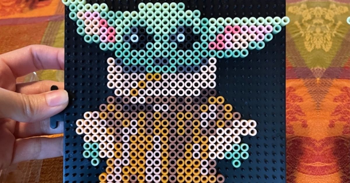 Long Black Fingers The Child Aka Baby Yoda Perler Bead | atelier-yuwa ...