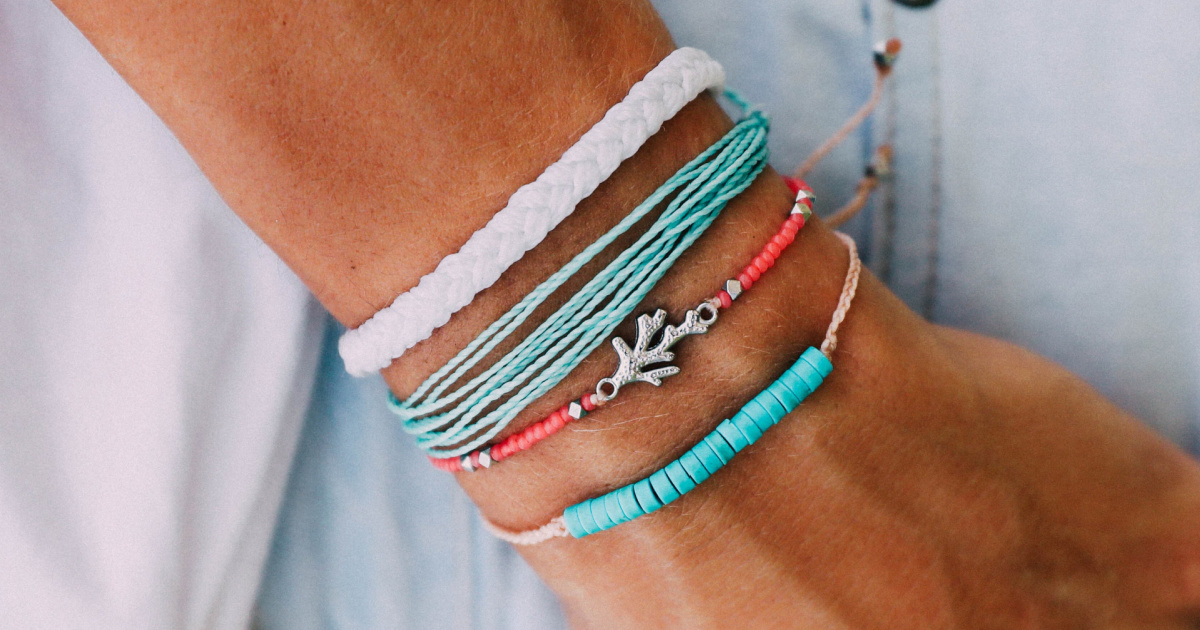 Cute adjustable bracelet with beach sand and silve | Adjustable bracelet,  Dune jewelry, Silver bangle bracelets