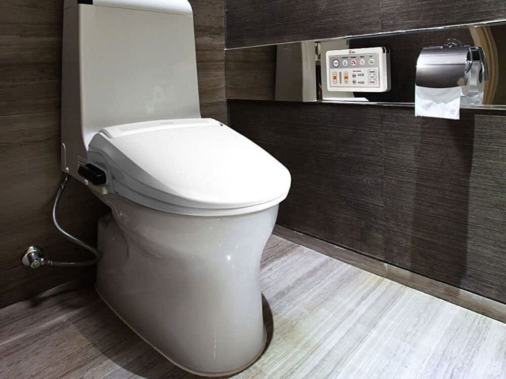 white toilet seat