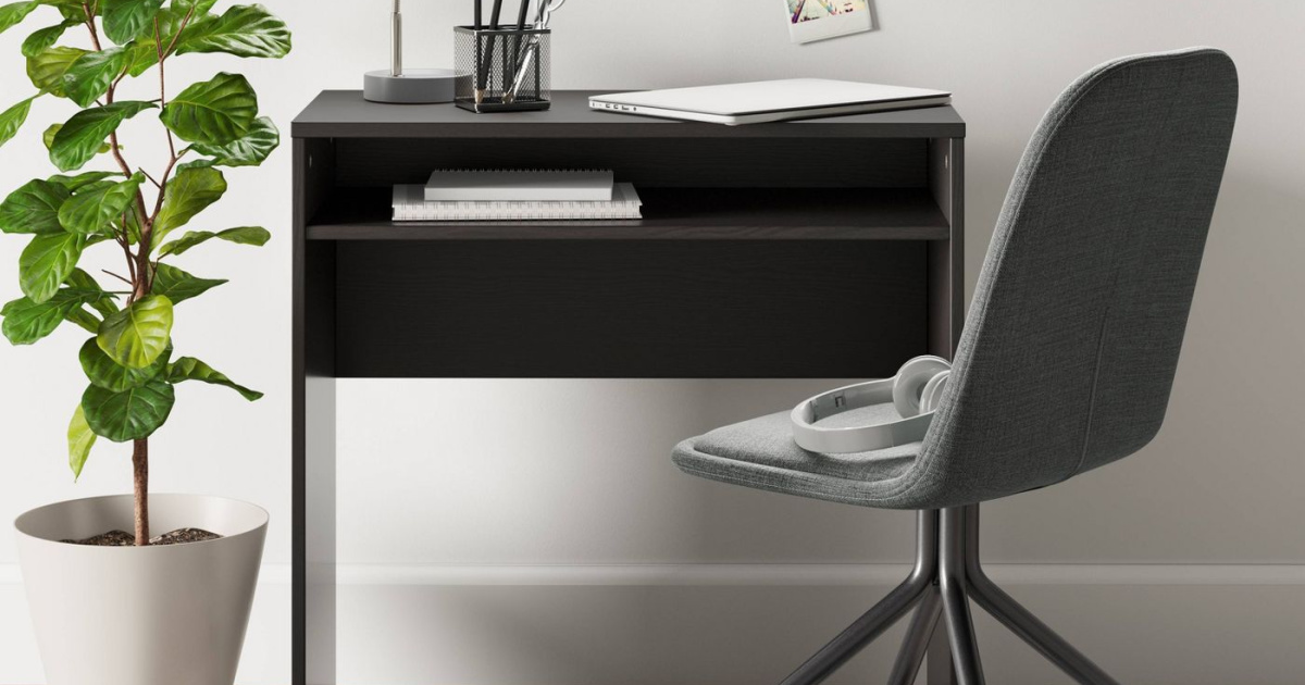 target room essentials writing desk