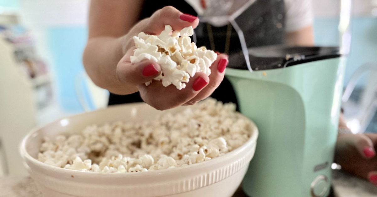 This Highly Rated Popcorn Maker Makes Fresh Popped Popcorn In Minutes (Lowest Price Right NOW!)