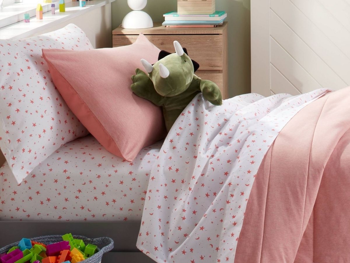 target pillowfort comforter