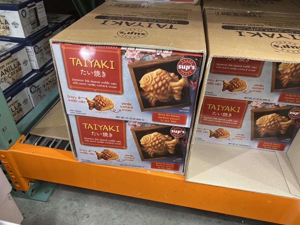 in-store display of custard filled fish shaped Waffles
