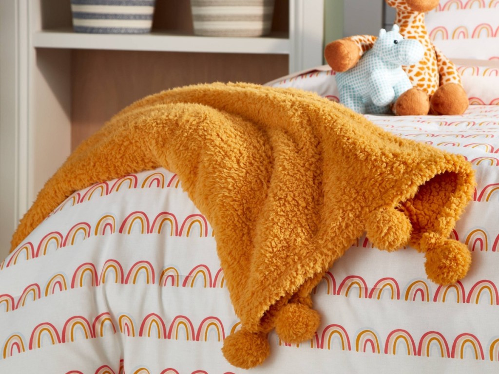 pillowfort bear throw