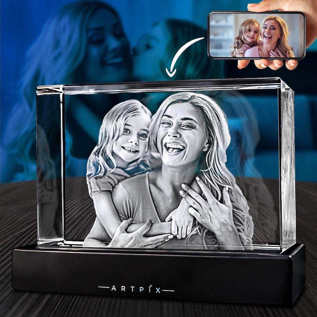 Artpix 3d photo of mom and daughter 