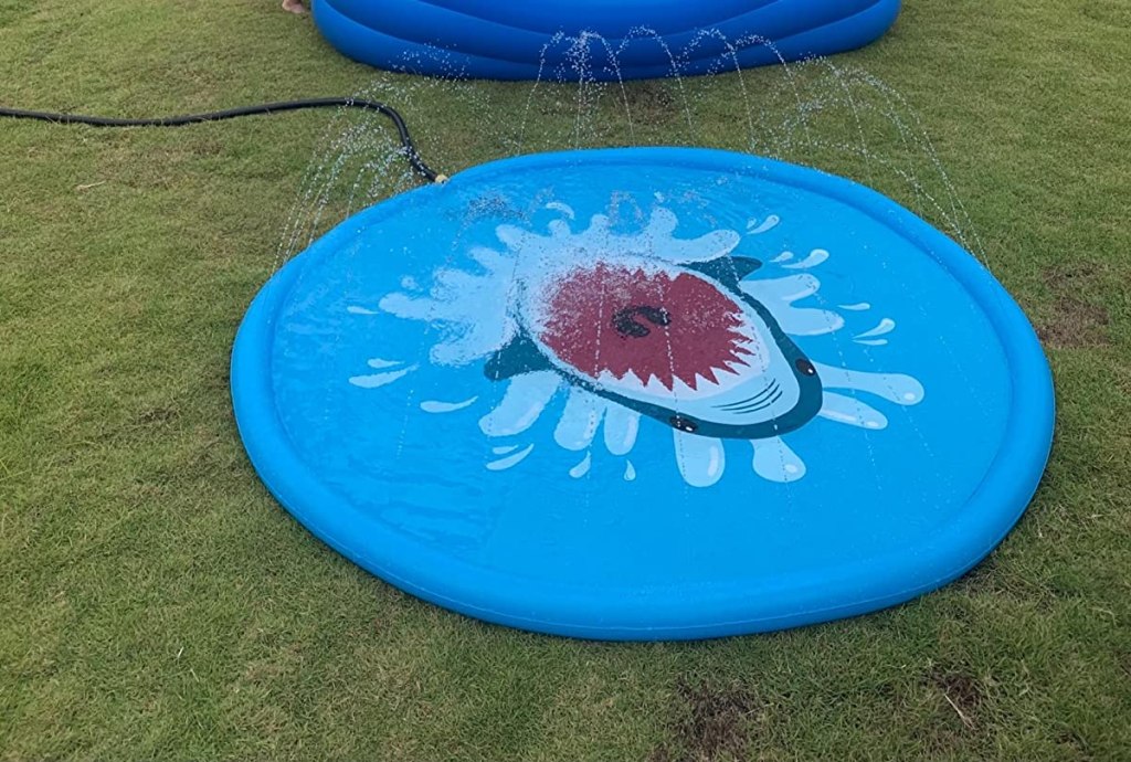 sprinkler splash mat