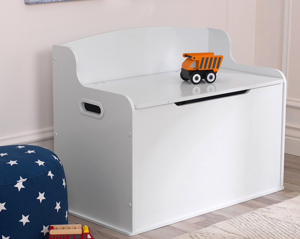 Kidkraft Toy box with a truck on top