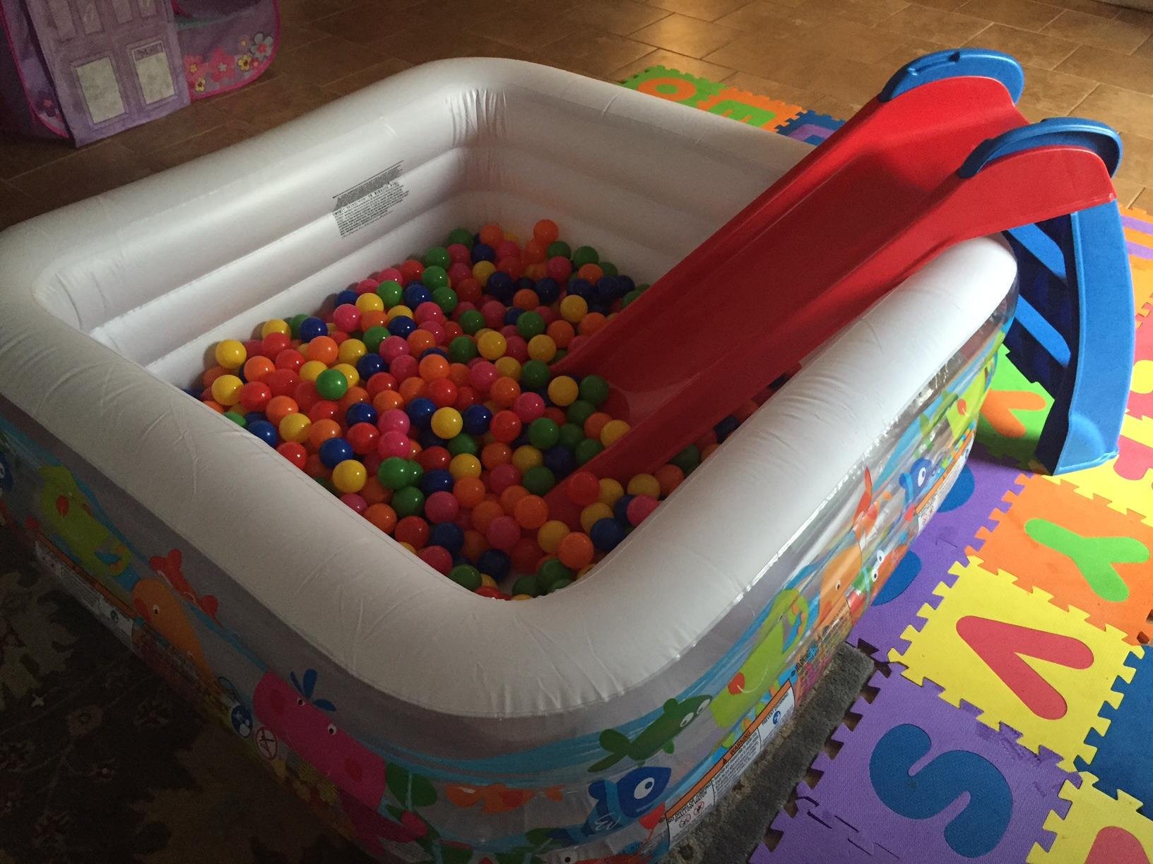 Little tikes ball pit best sale with slide