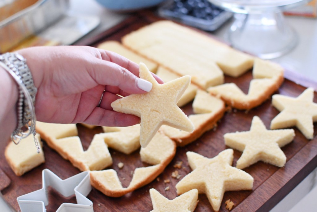 cutting star shapes from pound cake