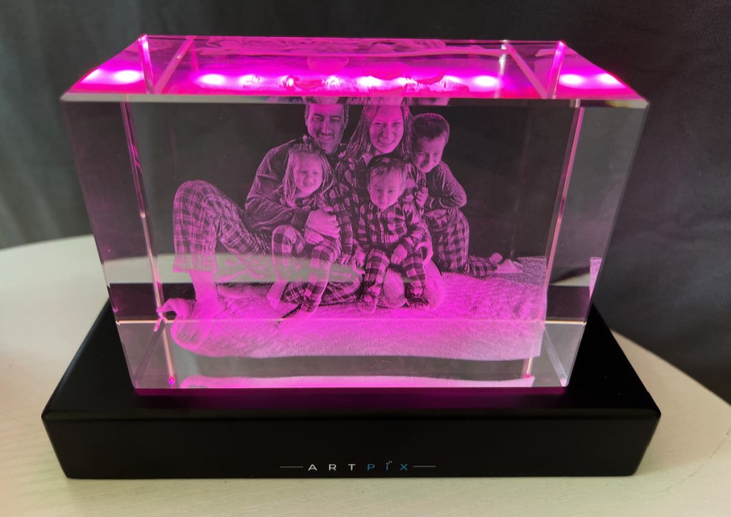 family 3D photo crystal w/ pink light