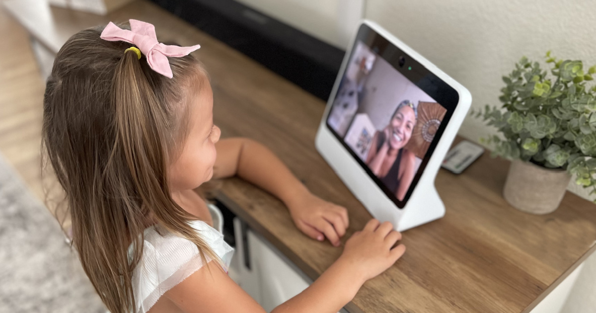 Facebook Portal Only $79 Shipped on Amazon (Regularly $180) | Video Call Family & Friends, Play Music & More