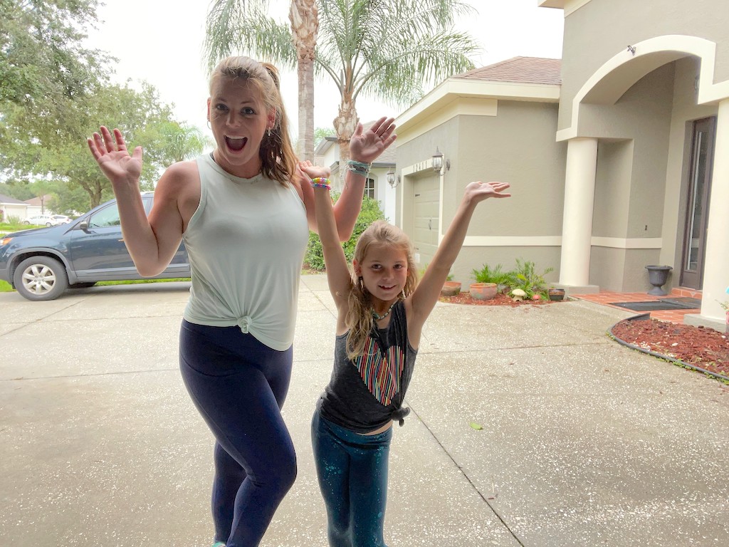 mom and daughter excited about wearing leggings 