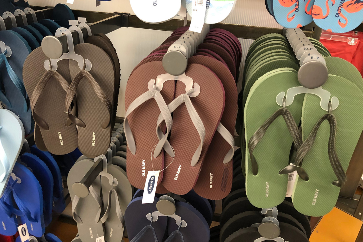 Old navy 1 dollar flip flop sale hot sale