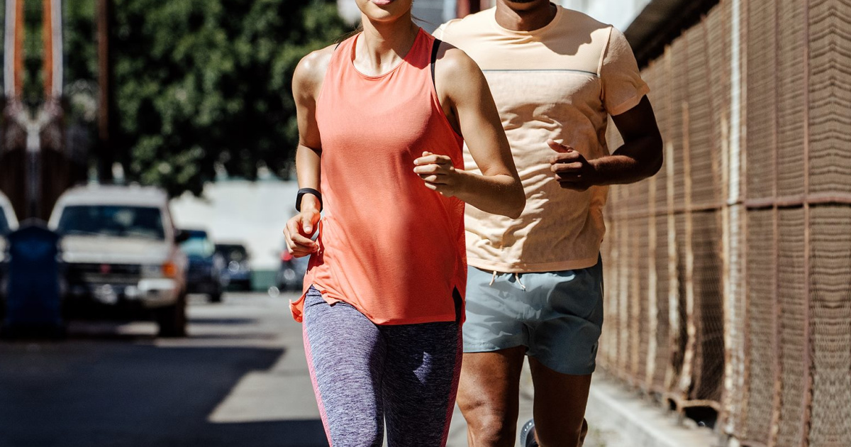Grondig as vallei Up to 65% Off ASICS Men's & Women's Clothing + Free Shipping | Hip2Save