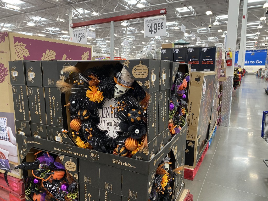 9 MustHave Fall & Halloween Decorations at Sam's Club • Hip2Save