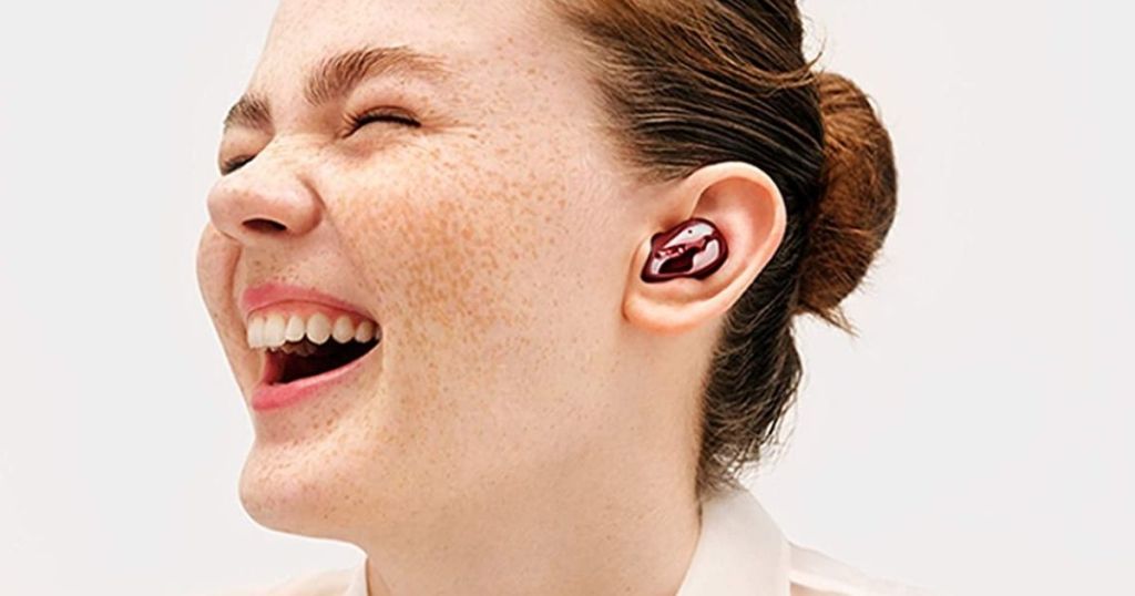 Samsung Galaxy Earbuds in girl's ear