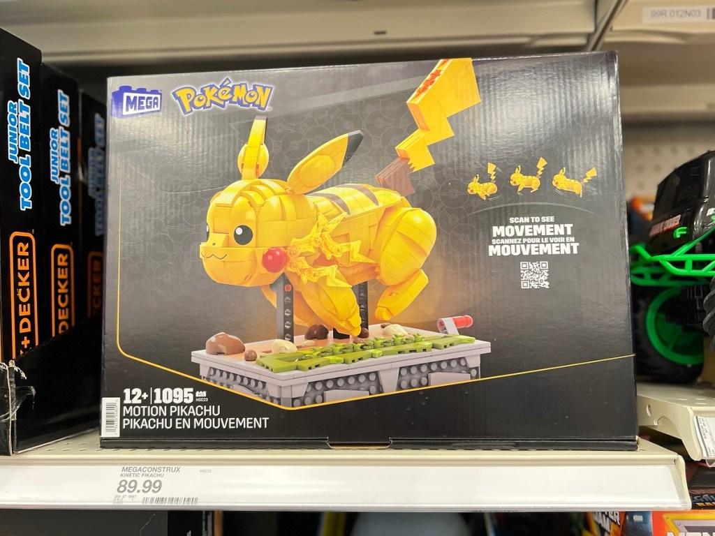 Pikachu Megaconstrux set in box