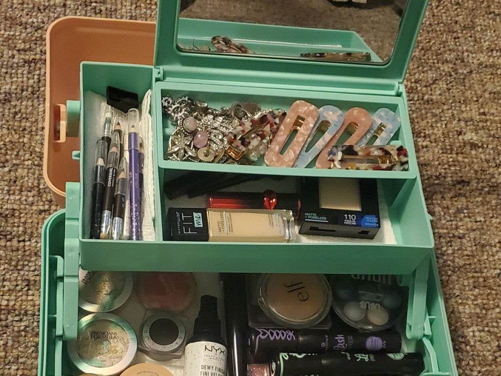 makeup travel case