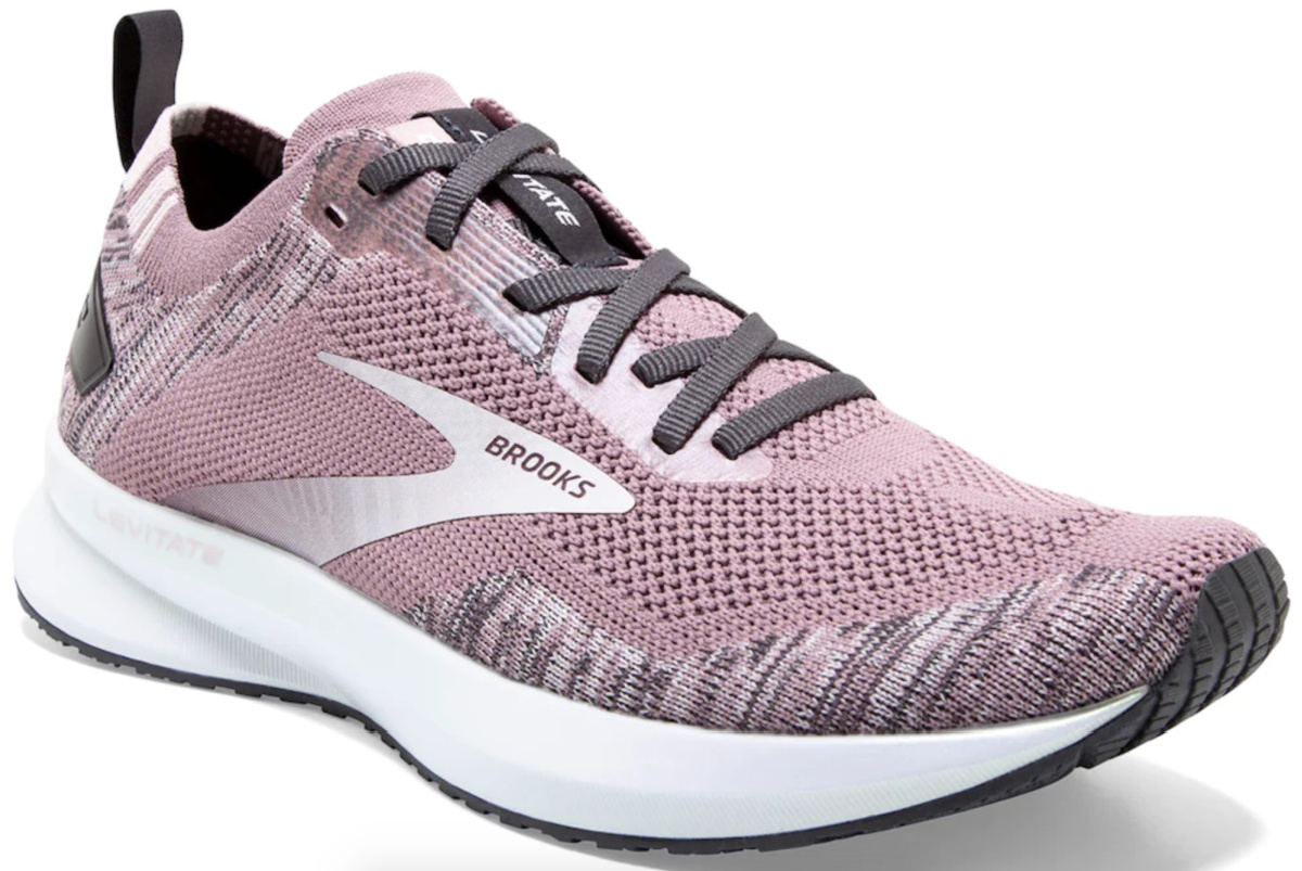 womens running shoes dsw