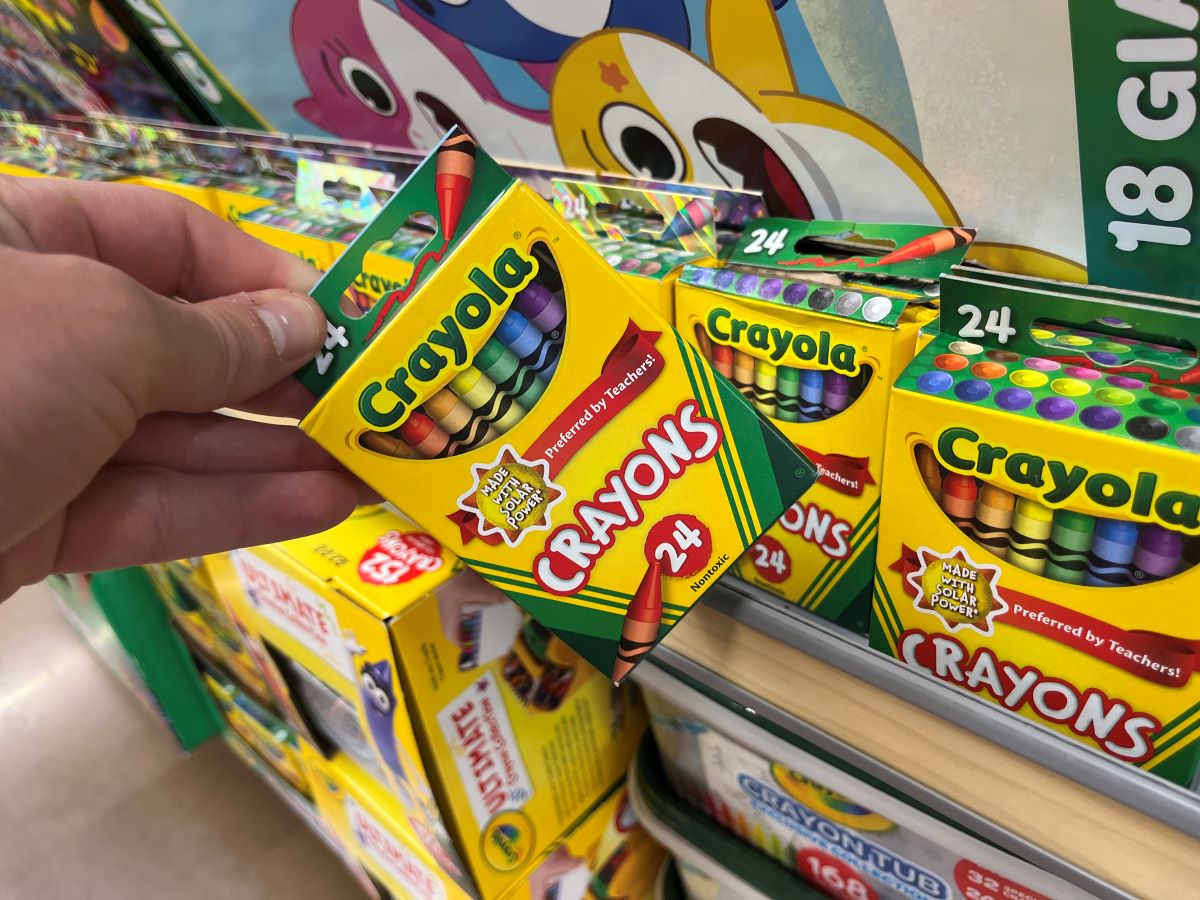 Crayola Crayons 24-Pack Just 50¢ on Walmart.com