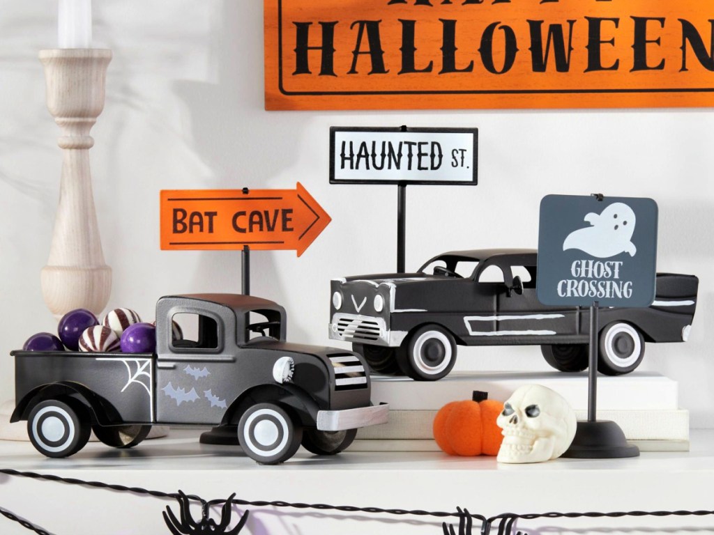 Hyde & EEK! Falloween Black Metal Car Halloween Decorative Prop