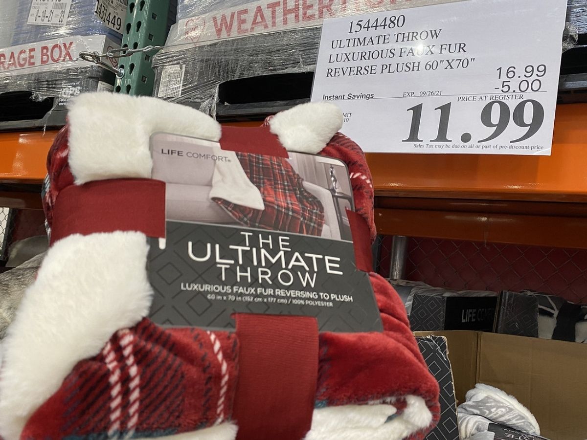 Life Comfort Ultimate Reversible Throw Only $11.99 at Costco (Regularly ...