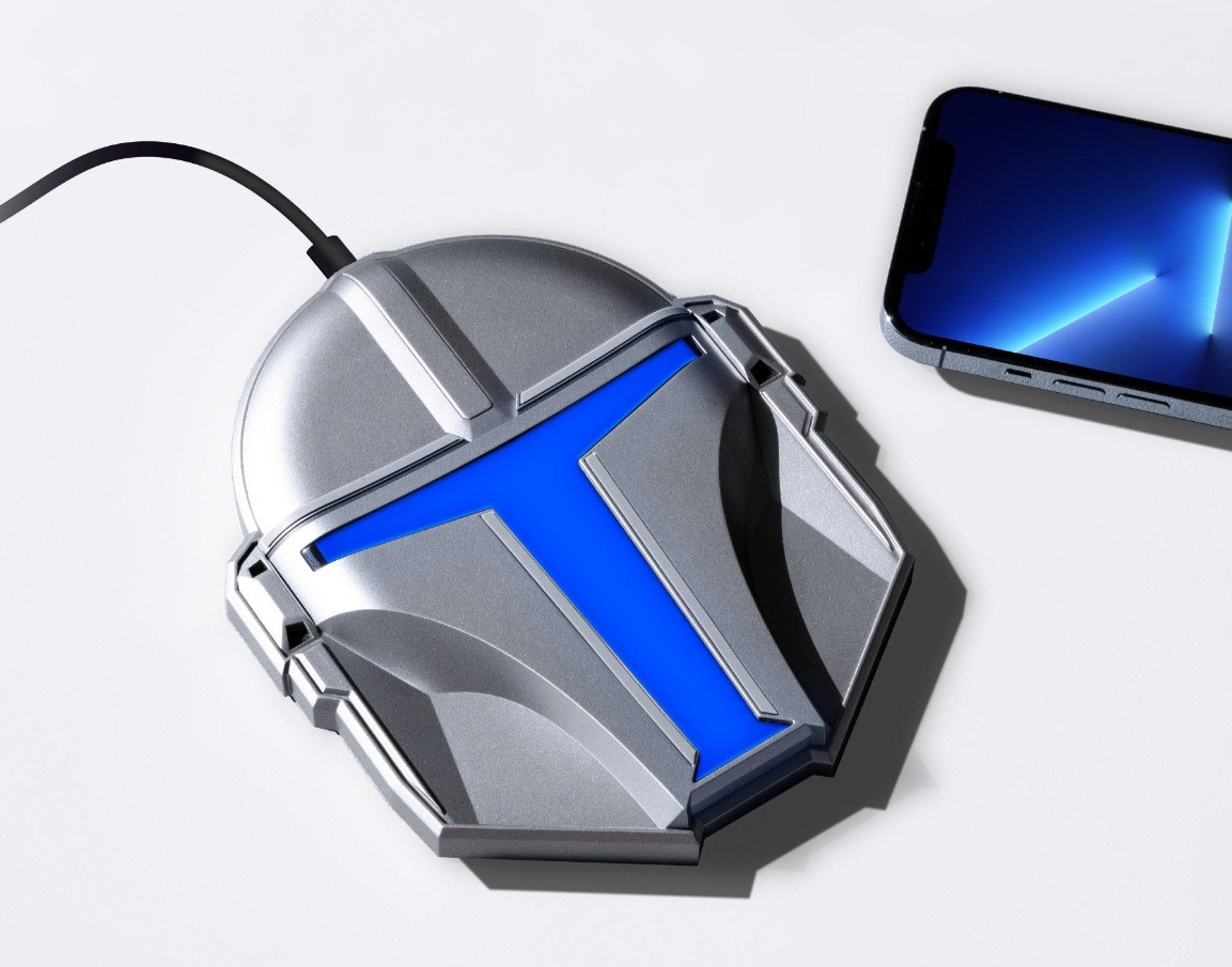 Star wars best sale phone charger