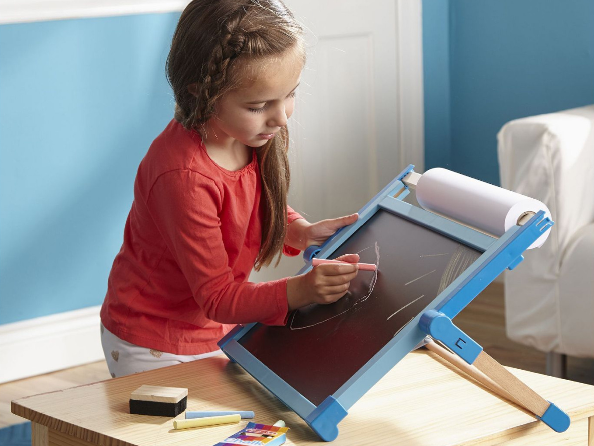Melissa & Doug Double-Sided Magnetic Tabletop Art Easel