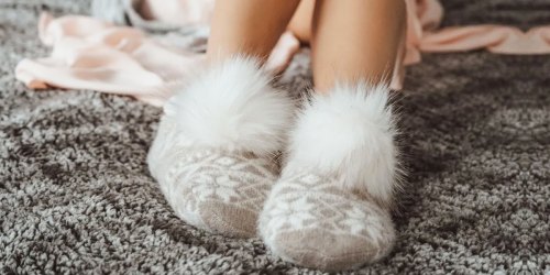 Muk Luks Women’s Slippers & Sandals from $6.99 Shipped on Jane.com (Regularly $20) | Tons of Cute Styles