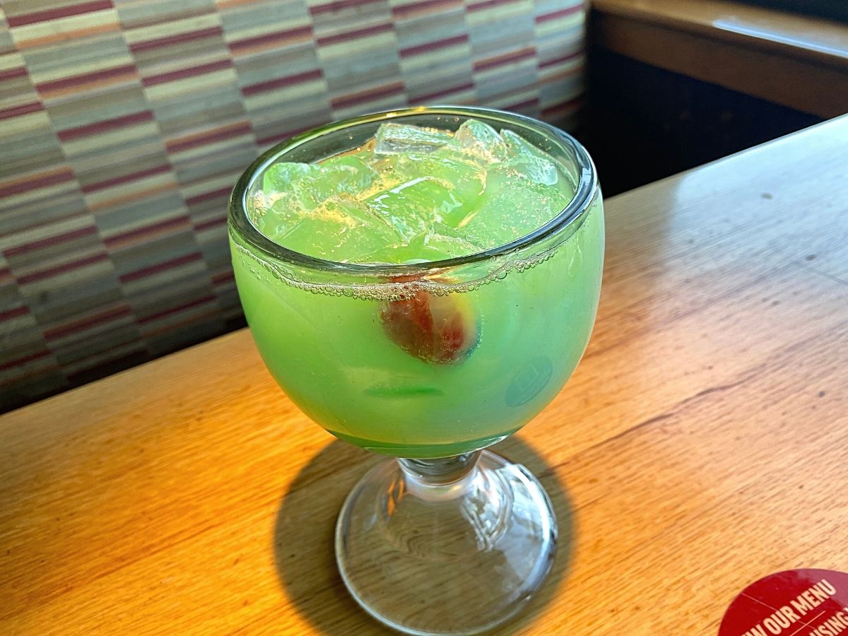 Applebee’s Drink of the Month 6 Spooky Sips for Halloween Hip2Save