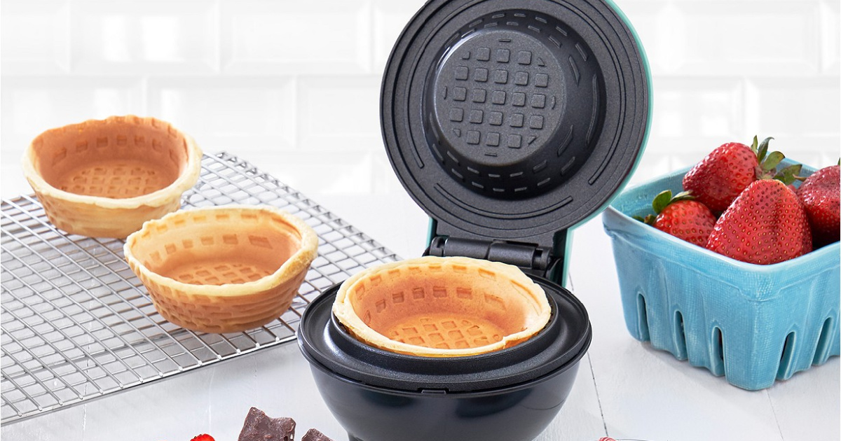 dash waffle bowl maker with waffle in it