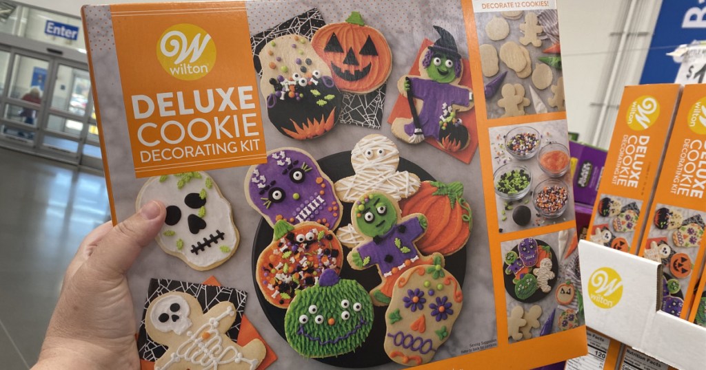 deluxe cookie decorating kit