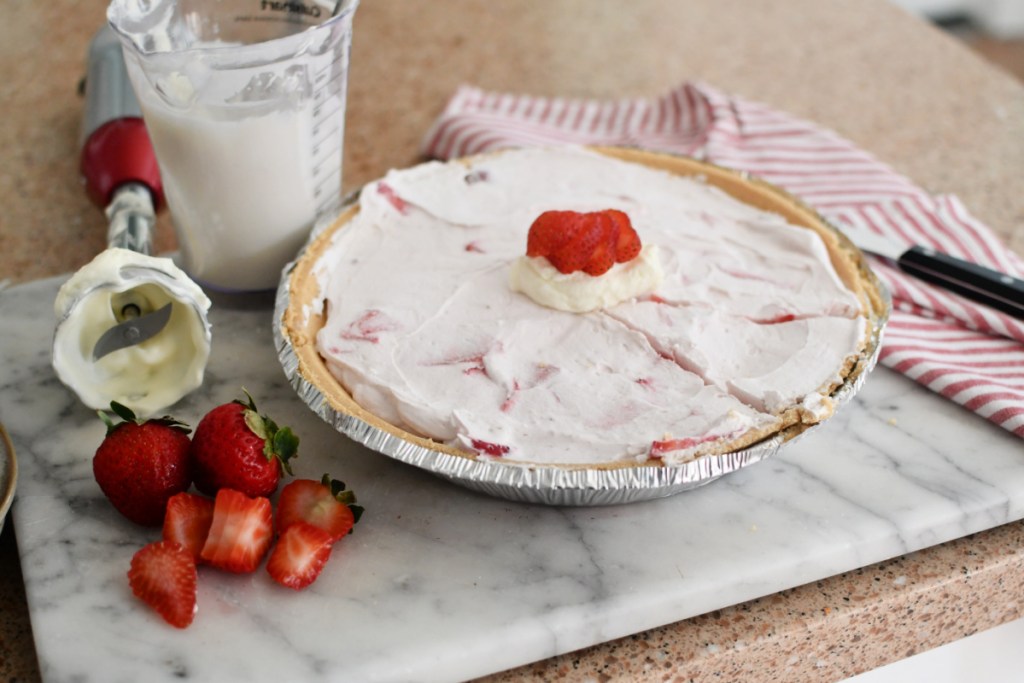This 3-Ingredient Yogurt Cream Pie is the Easiest Dessert Ever!
