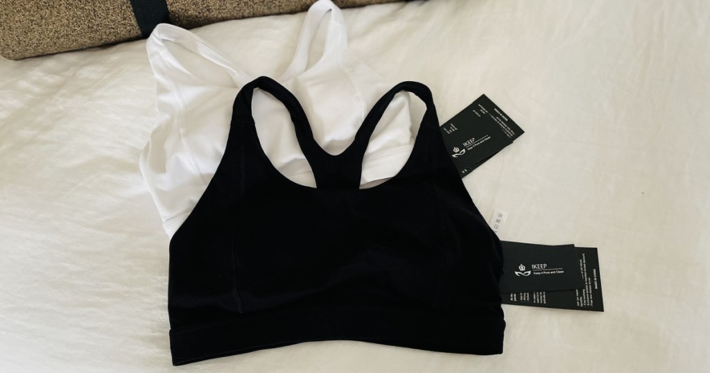 2 womens sports bras black and white