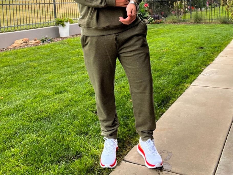 32 Degrees Joggers Only $9.99 (Regularly $45) – Today Only!