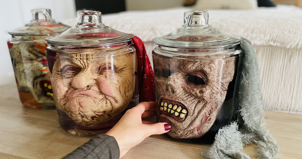 Mask in deals a jar