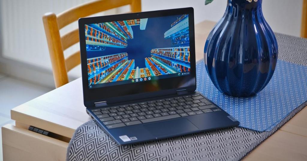 Lenovo Chromebook Flex 3 Touchscreen 2-in-1 Laptop