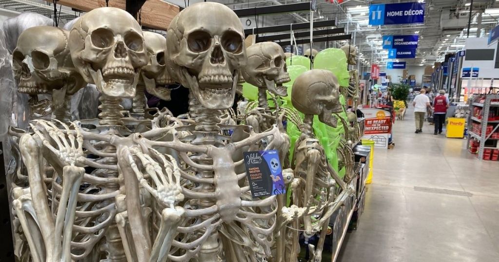 Lowe's Spooky Trick or Treat Halloween Event