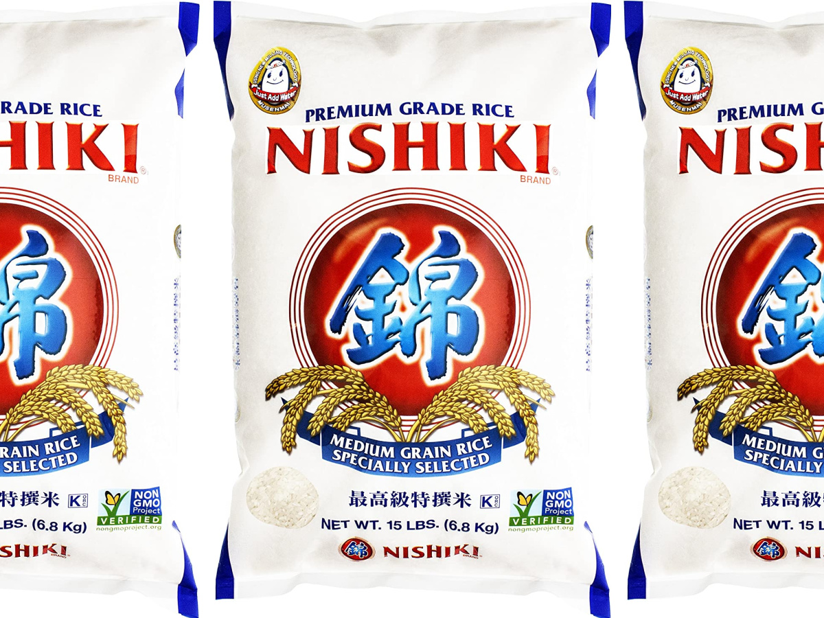 Nishiki Premium Medium Grain Rice 15.3-Pound Bag