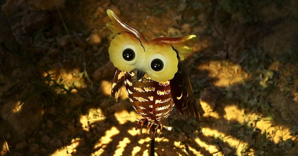 Outdoor Solar Light Owl Decoration