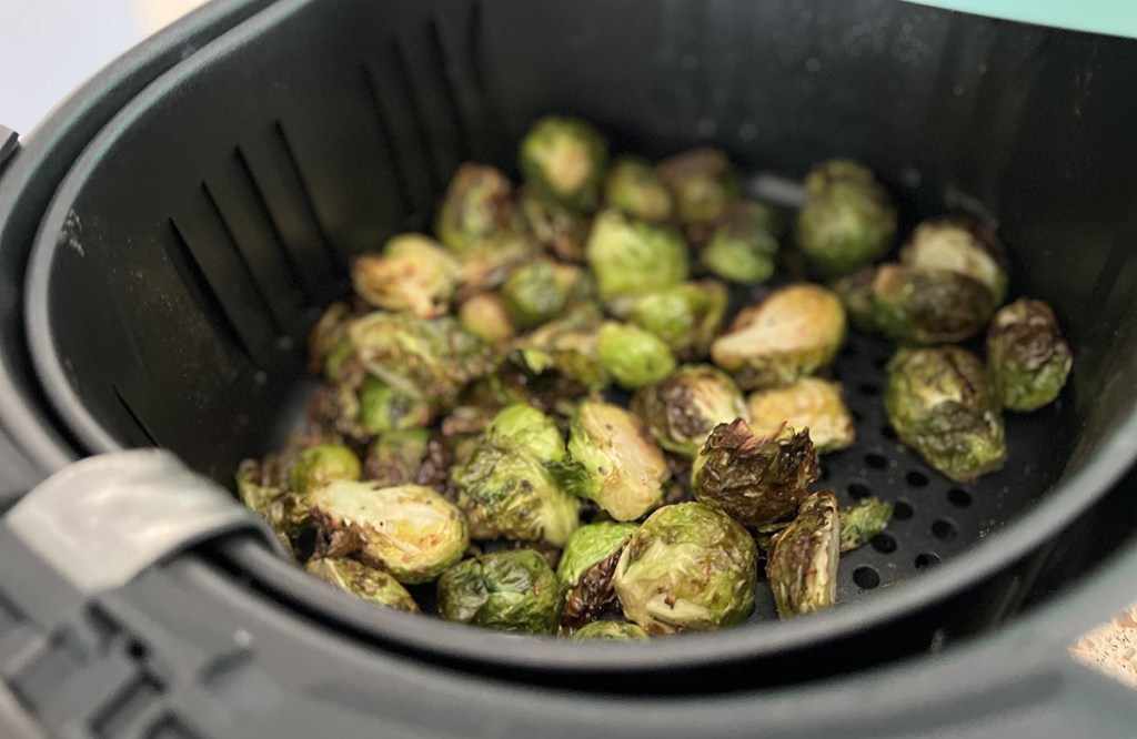 brussels sprouts cooking in air fryer