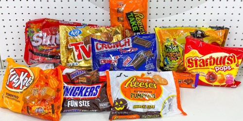 10 of the BEST Halloween Candies to Hand Out This Year