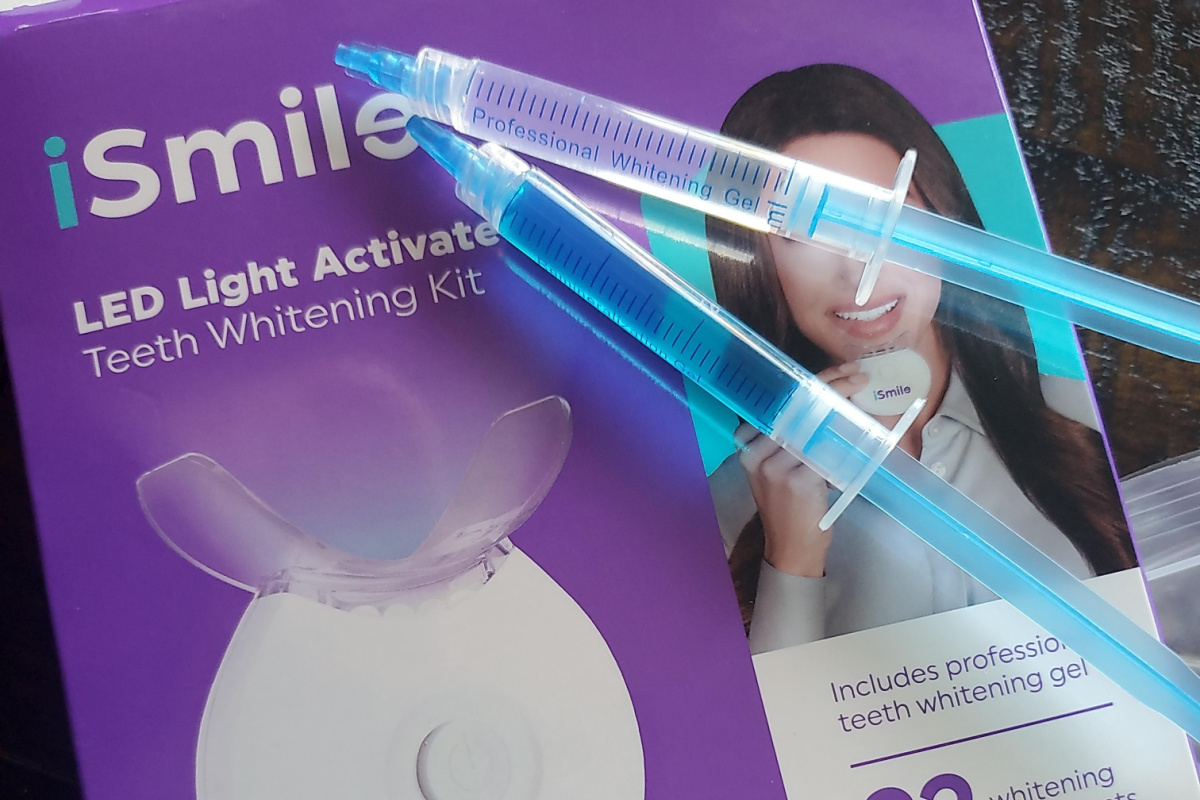 iSmile whitening kit is one of the best teeth whitening products 