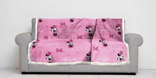 Minnie Mouse Sherpa Back Blanket Only $19.97 on Amazon (Regularly $50)