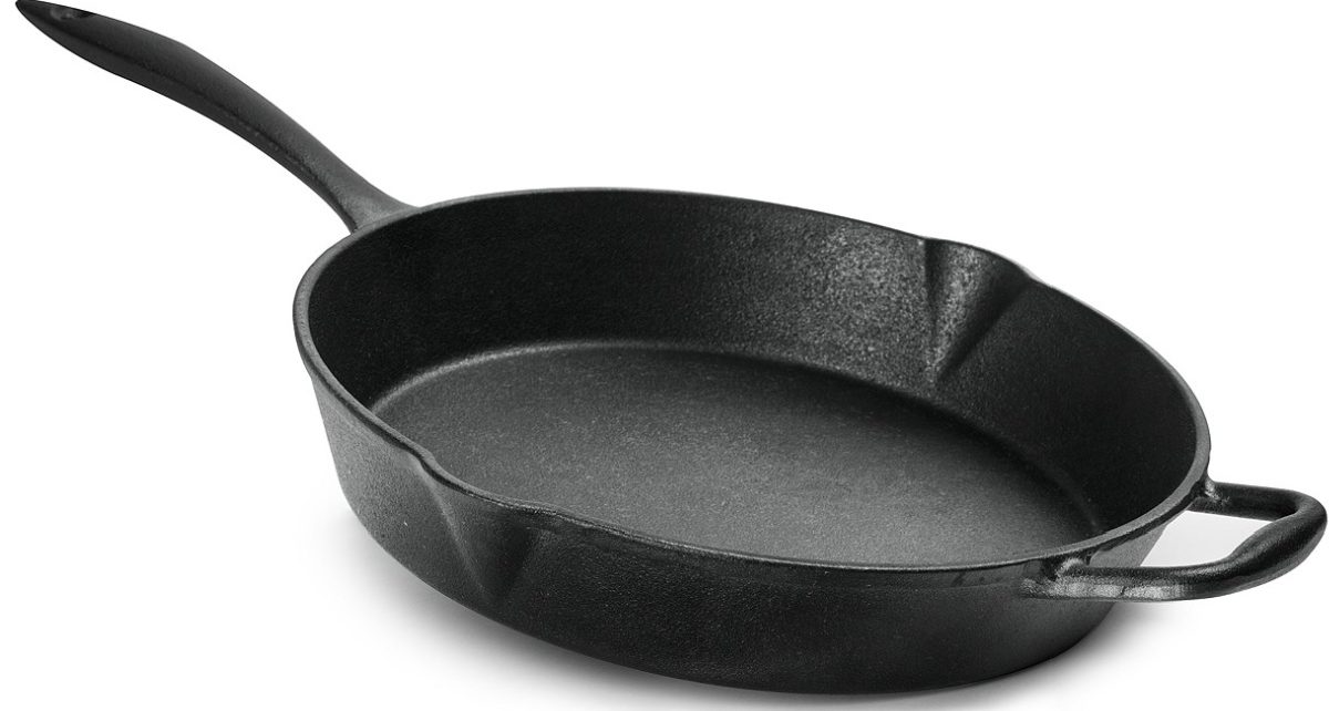 12" round cast iron pan